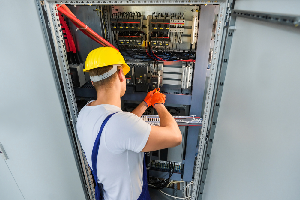 Common Problems of Electrical Installation Faced by the Owner of a Building