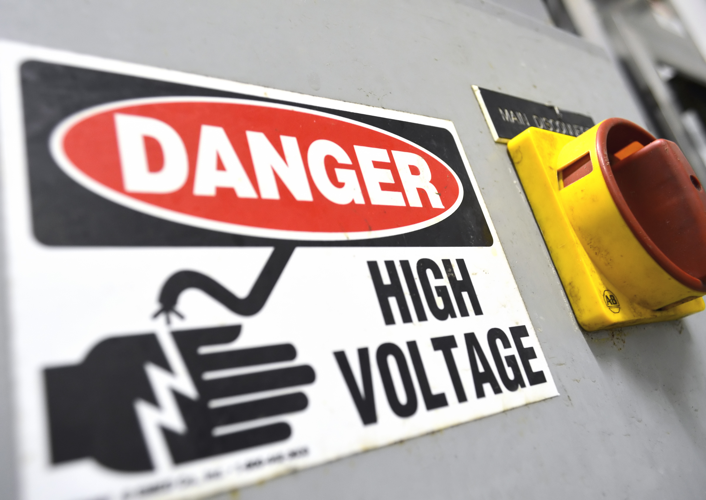 Signs of Electrical Hazards and Precautions